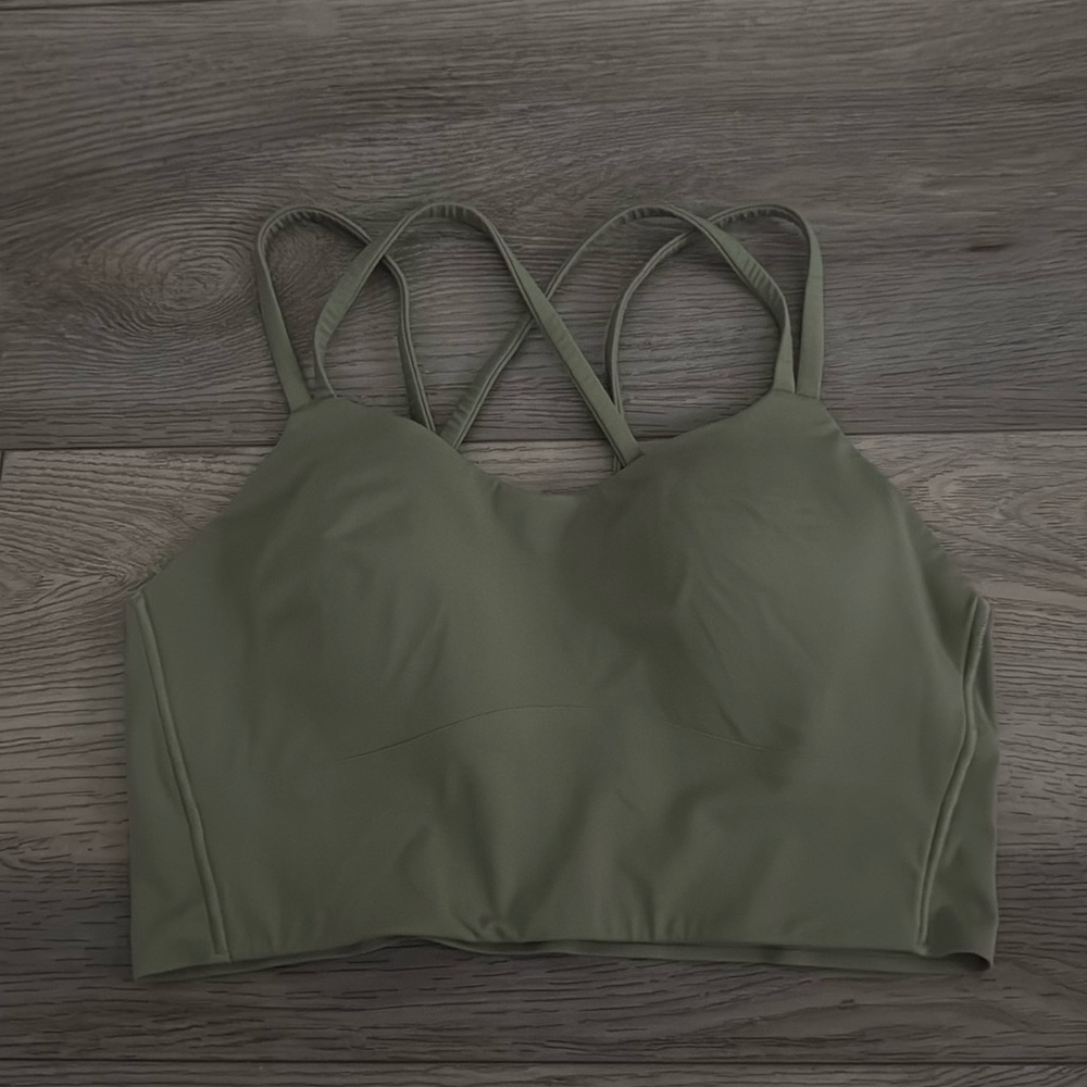 lululemon like a cloud longline bra *light support in light green size 6